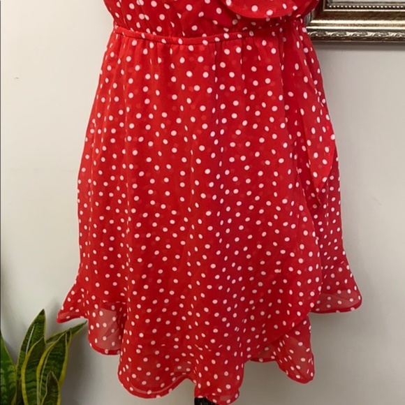 Divided red dress with white polka dots - Picture 5 of 6
